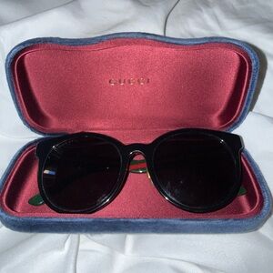 Gucci Black Sunglasses with Green & Red Accent